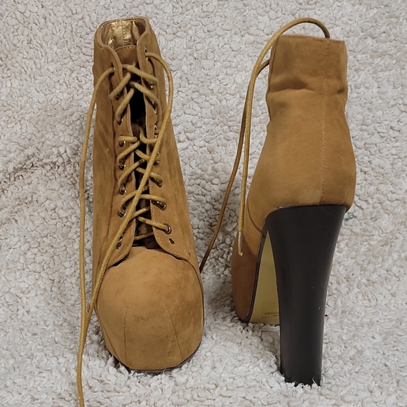 Tan platform booties - Picture 7 of 8